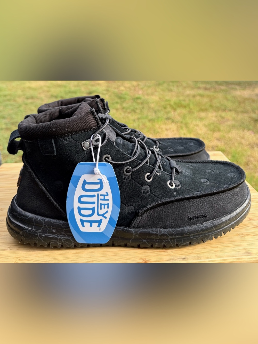 Hey Dude Men's Black Lace-Up Chukka Boots